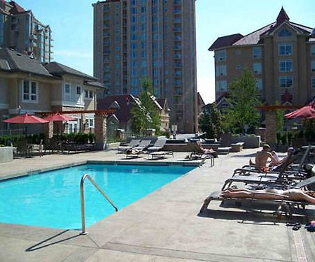 Waterscapes Resort By Dkra Kelowna Eksteriør billede
